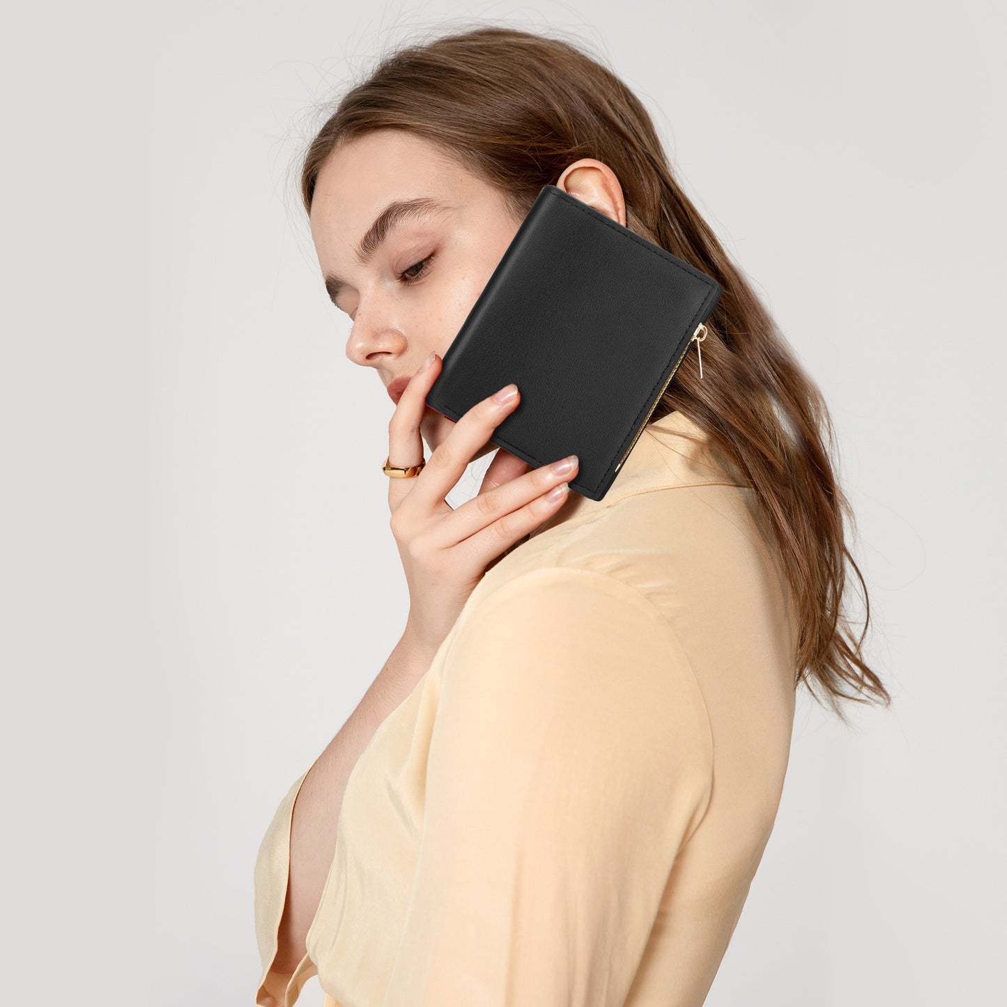 Unisex Slim Short Wallet - Fashionable Business Multi Card Wallet,PU leather Solid Color ID Short Wallet for Men and Women (Black)